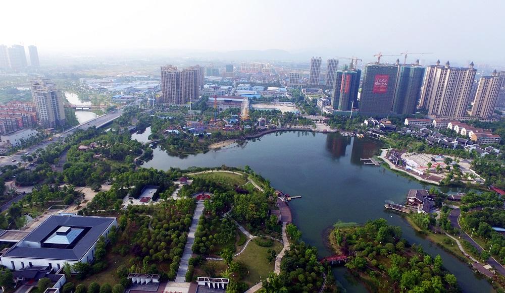 公司承建的常德市丁玲公園新建工程（一標）榮獲全國市政金杯示范工程、國家優質工程